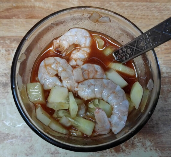 Para disfrutar de la época de cuaresma, un rico y práctico cóctel de camarón.