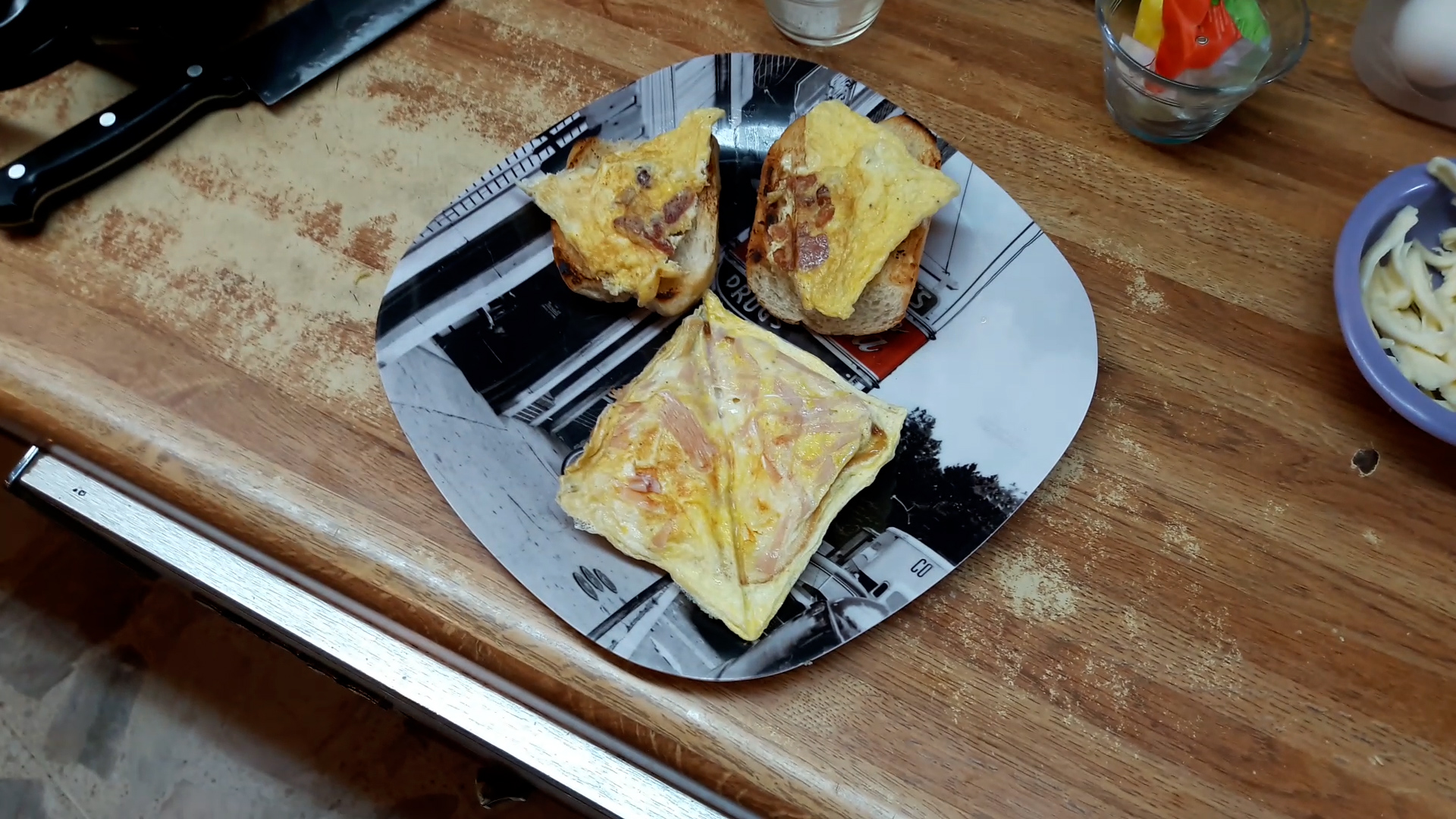 Técnica sencilla de como preparar un omelette en sandwichera.